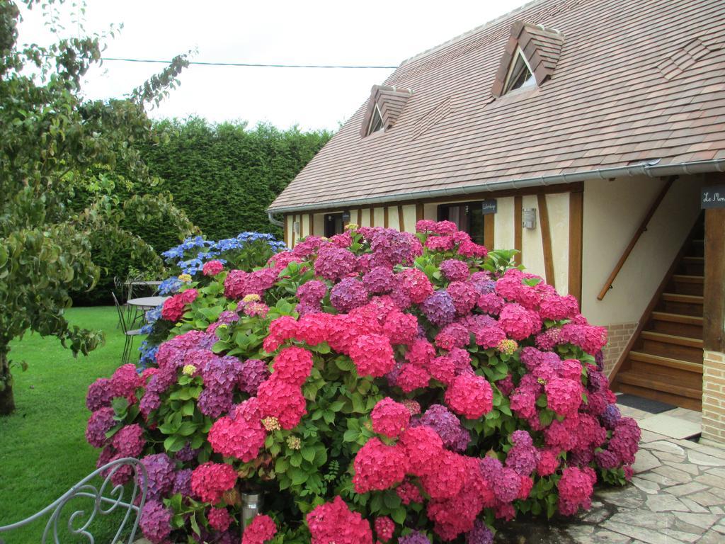 Gites Les Colombages Fatouville-Grestain Zimmer foto
